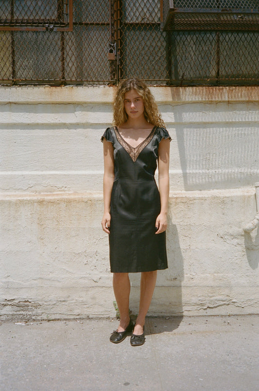 VINTAGE BLACK CAP SLEEVE DRESS