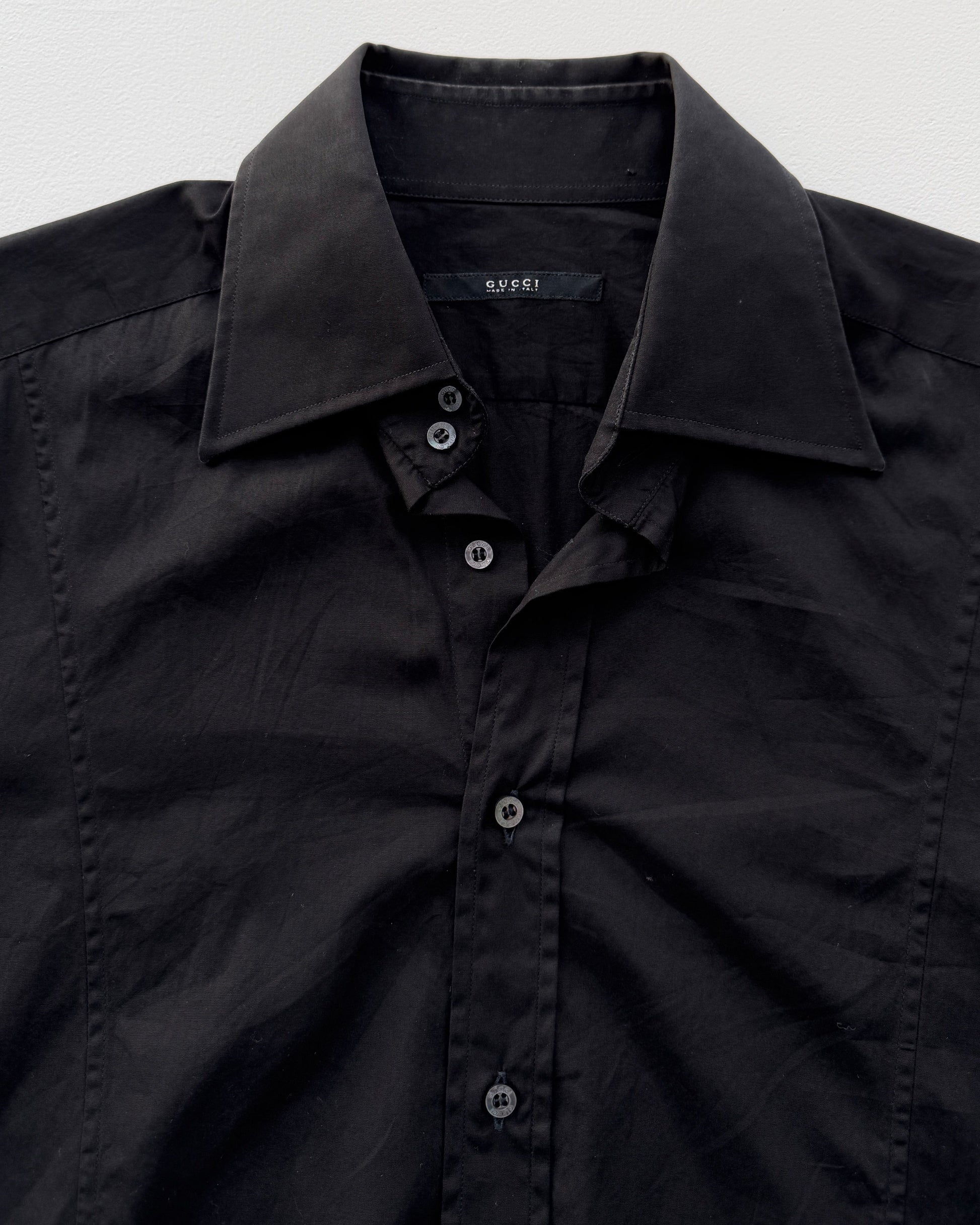 Gucci label on vintage black button up 