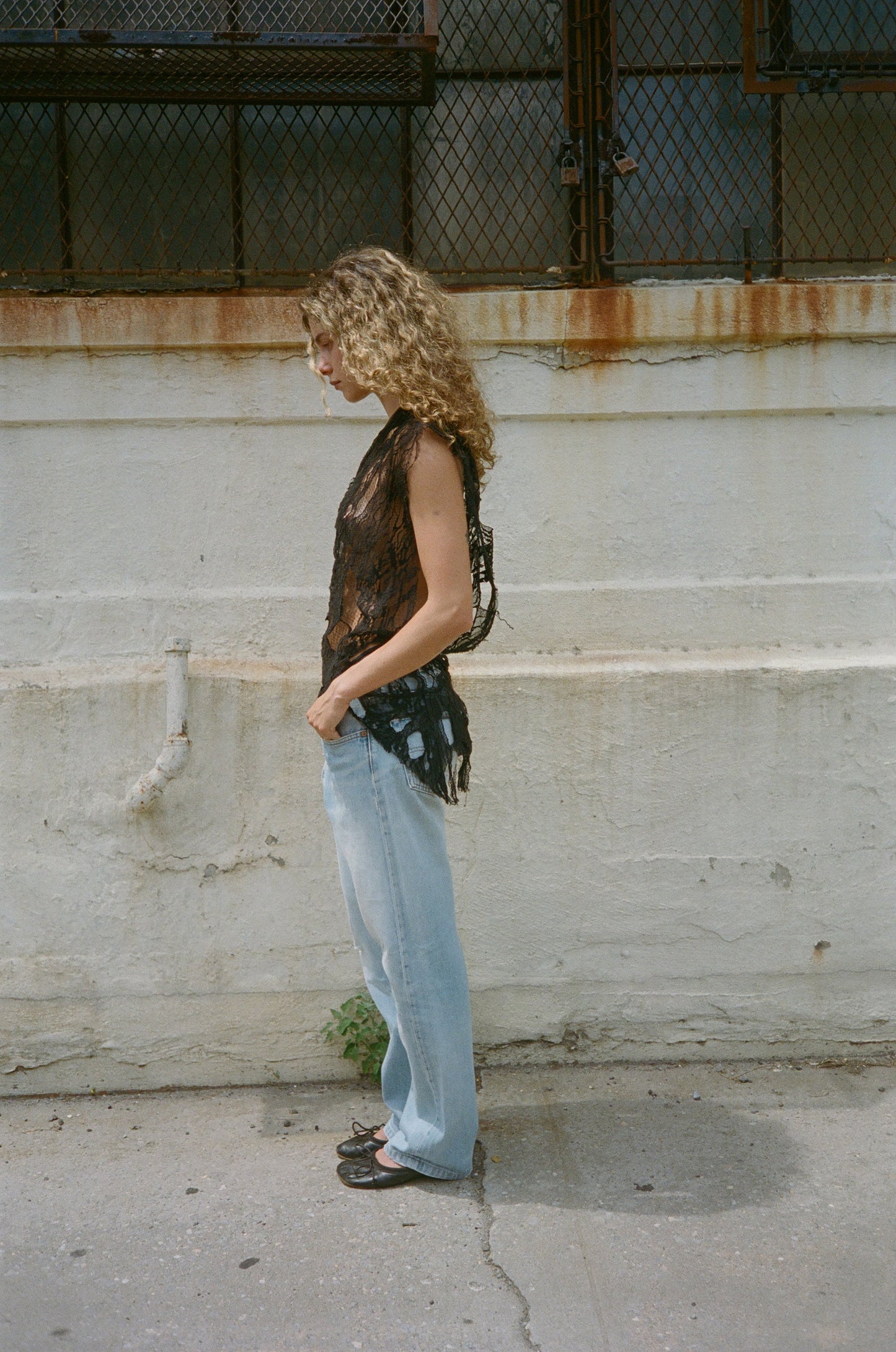 SAINT LAURENT ONE SHOULDER LACE TOP