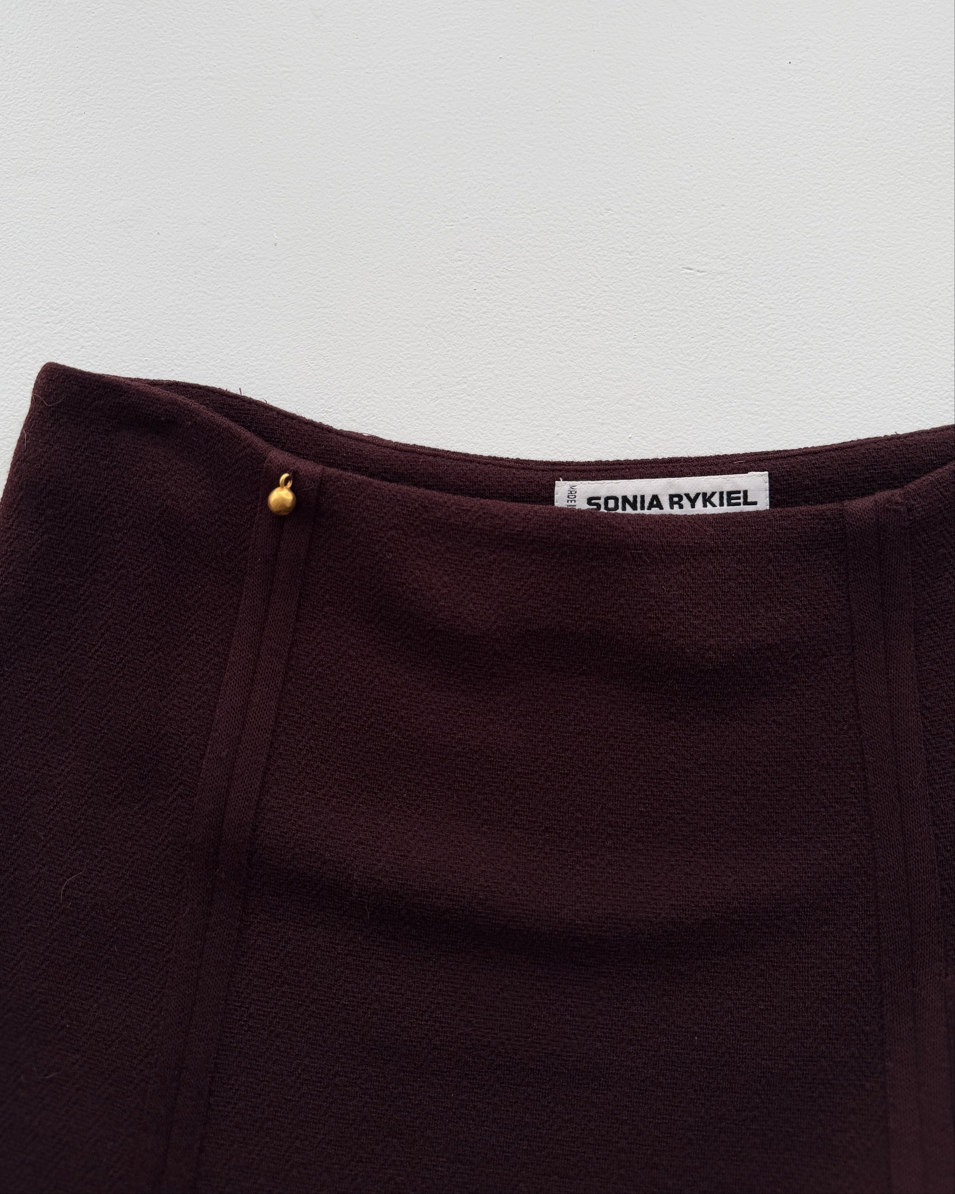Label on Sonia Rykiel long wool skirt