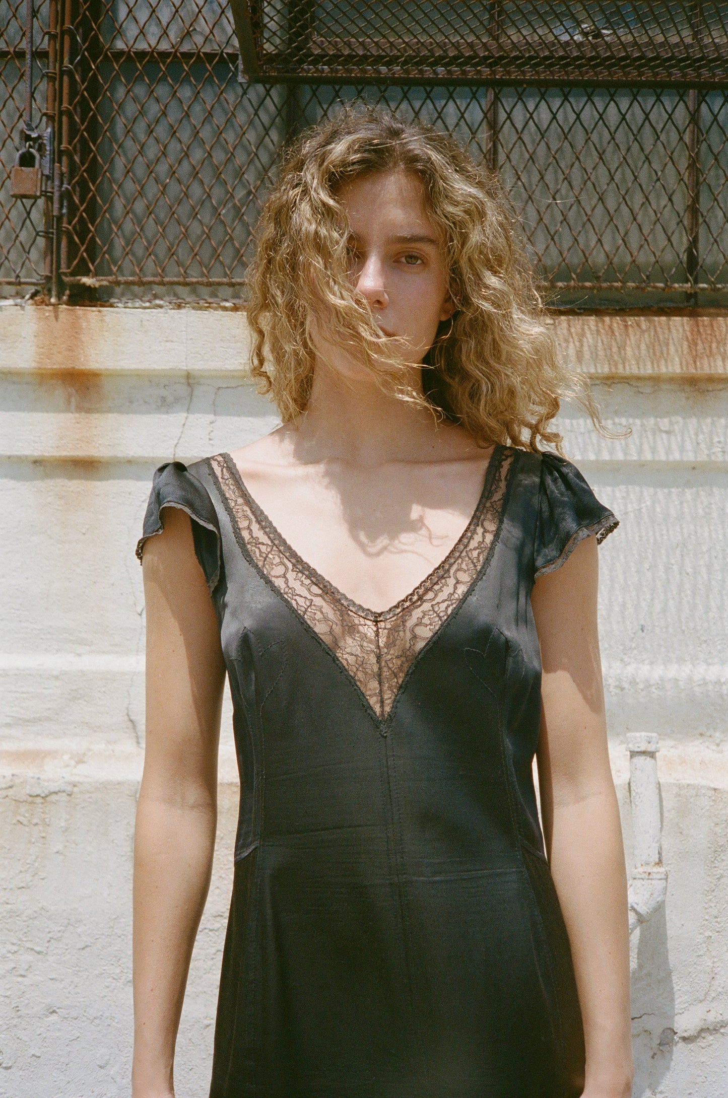 VINTAGE BLACK CAP SLEEVE DRESS