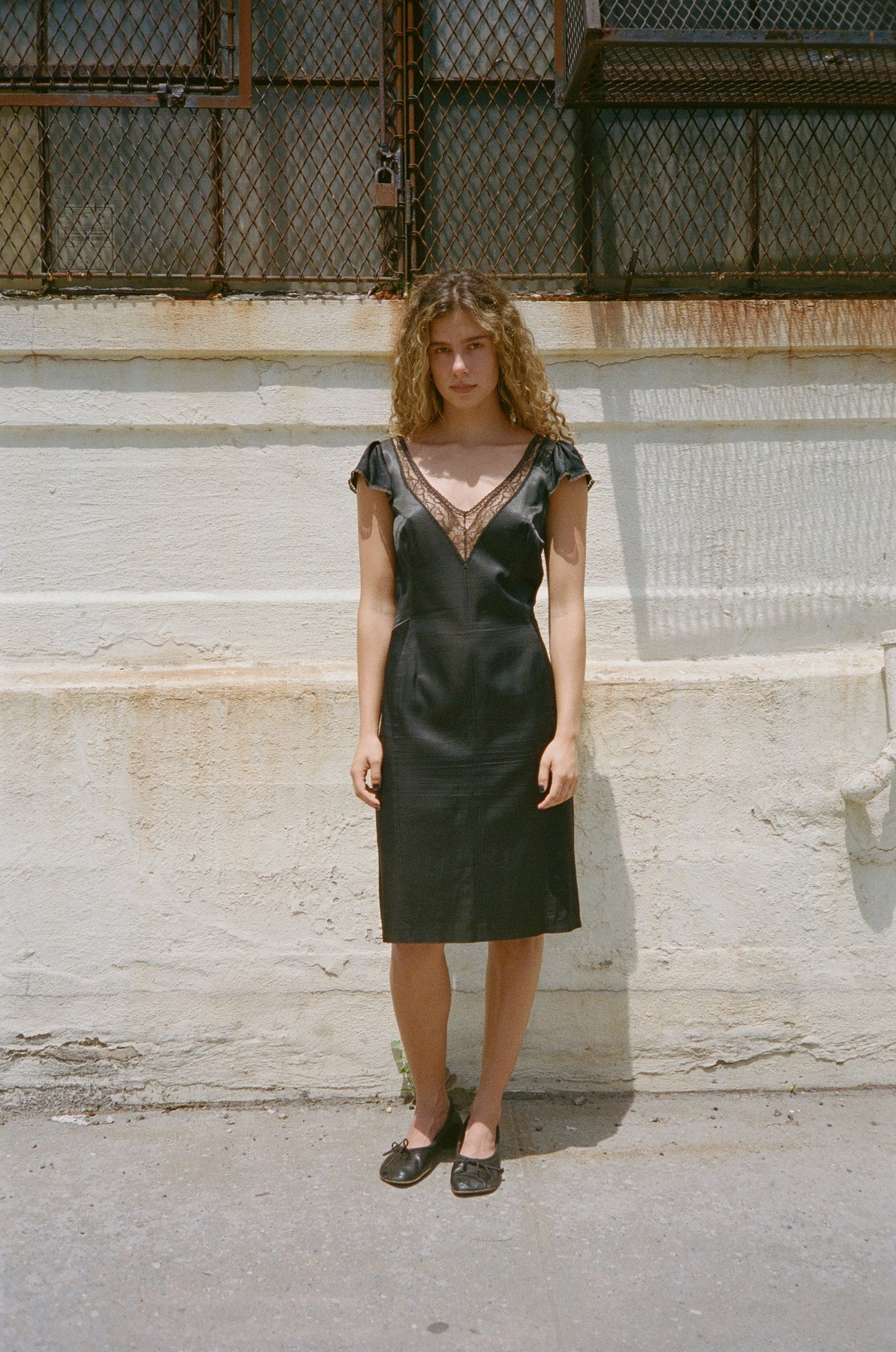 VINTAGE BLACK CAP SLEEVE DRESS